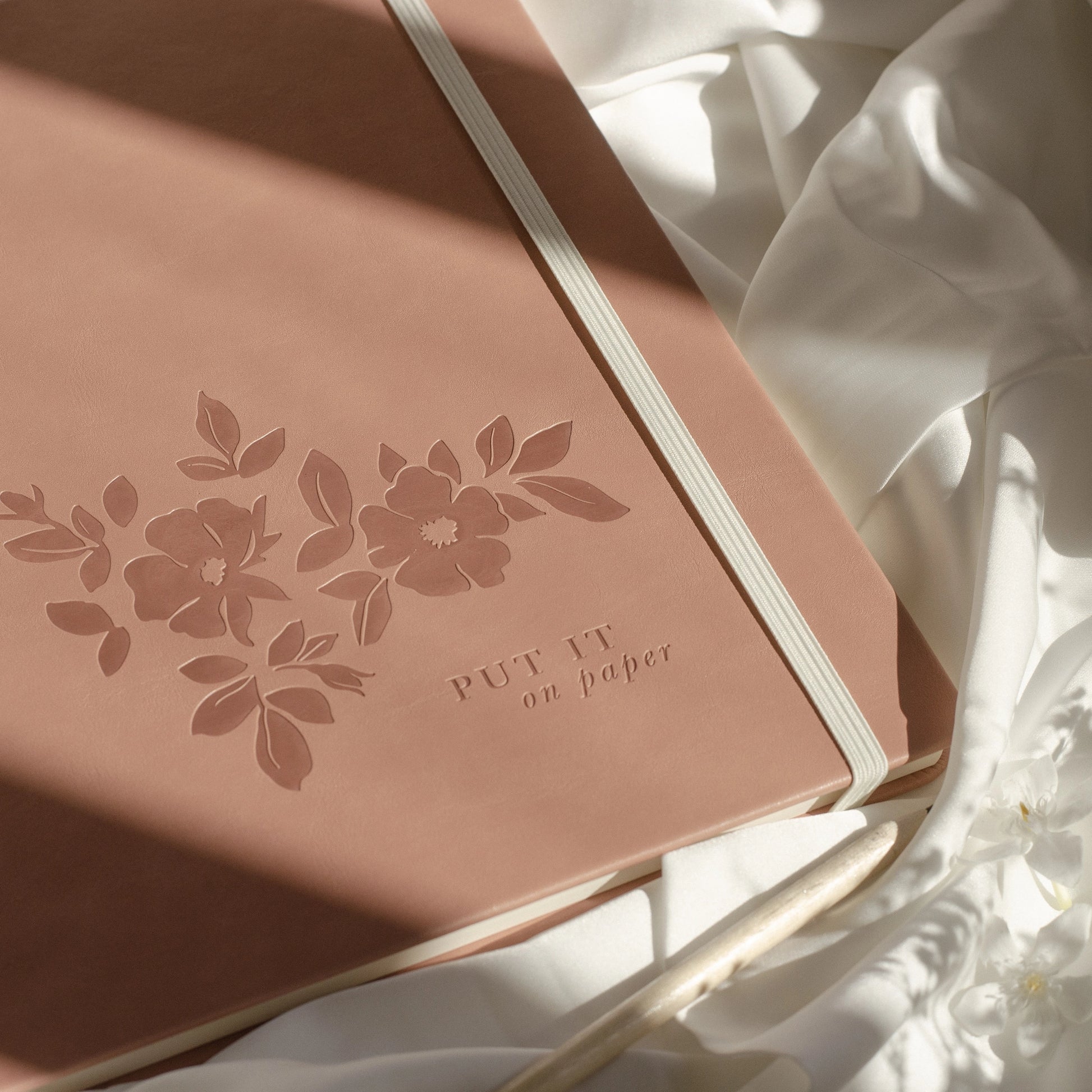 Floral Sketchbook by Papel & Co