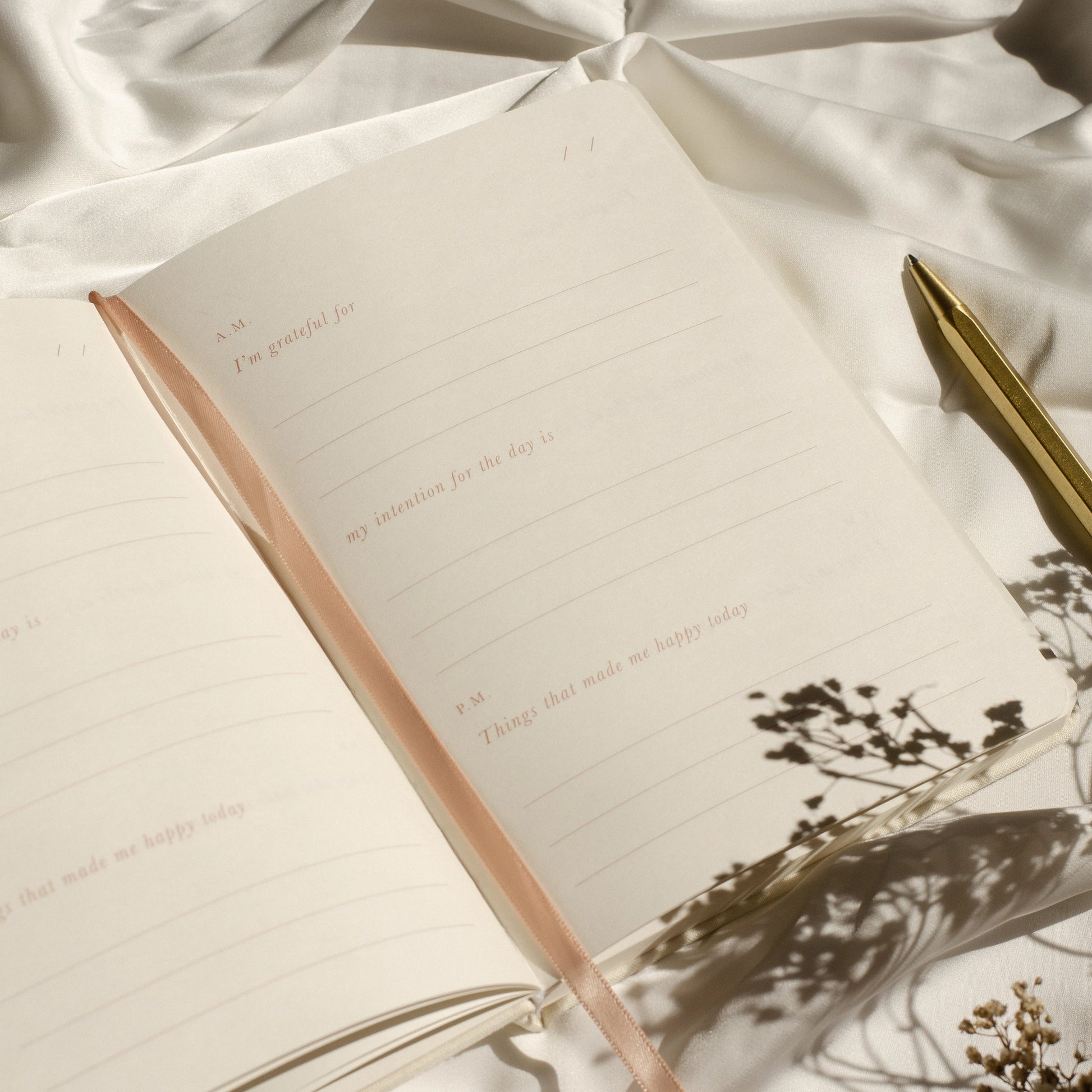 Floral Gratitude Journal by Papel & Co